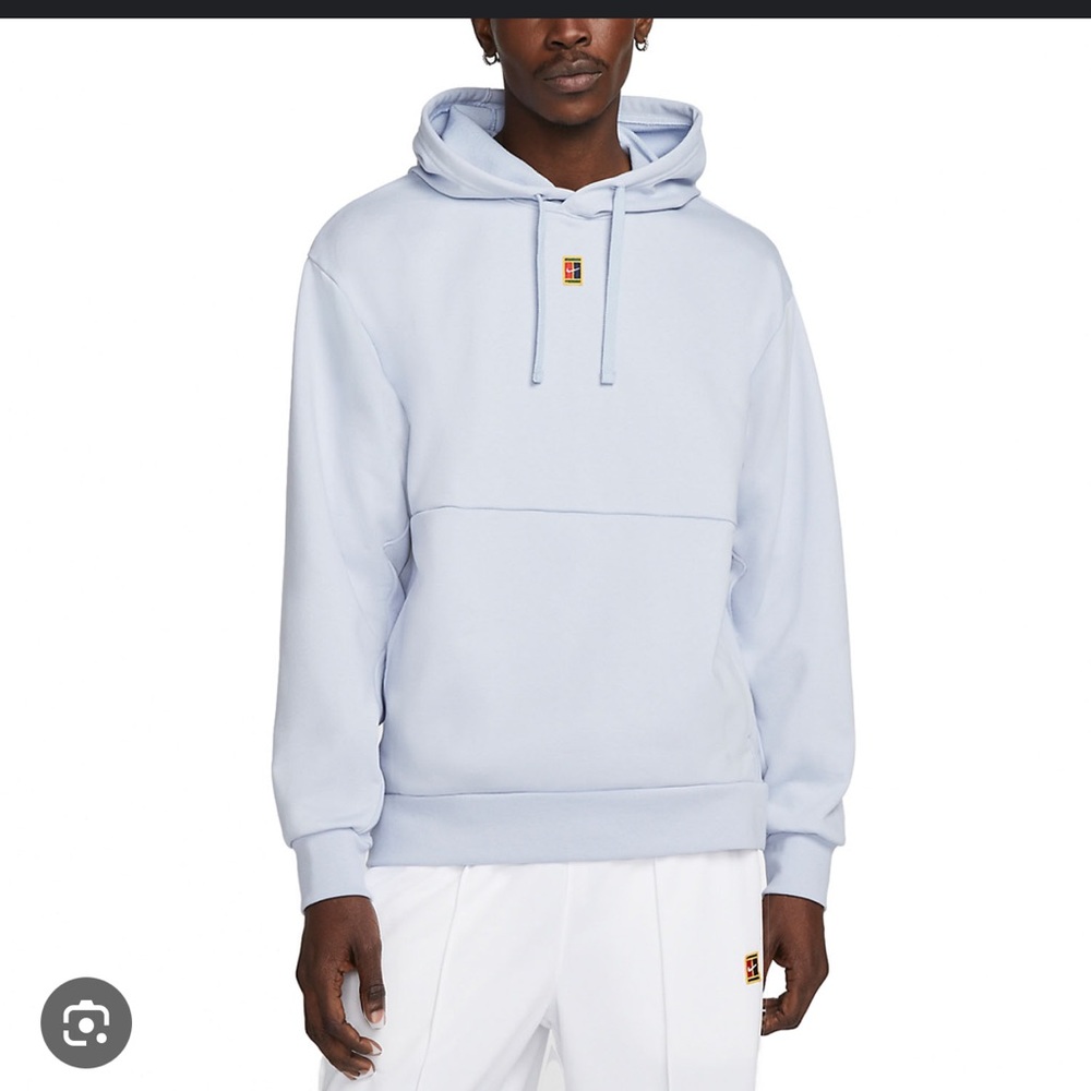 Men’s Nike Court Heritage Hoodie in Whisper Blue size Medium